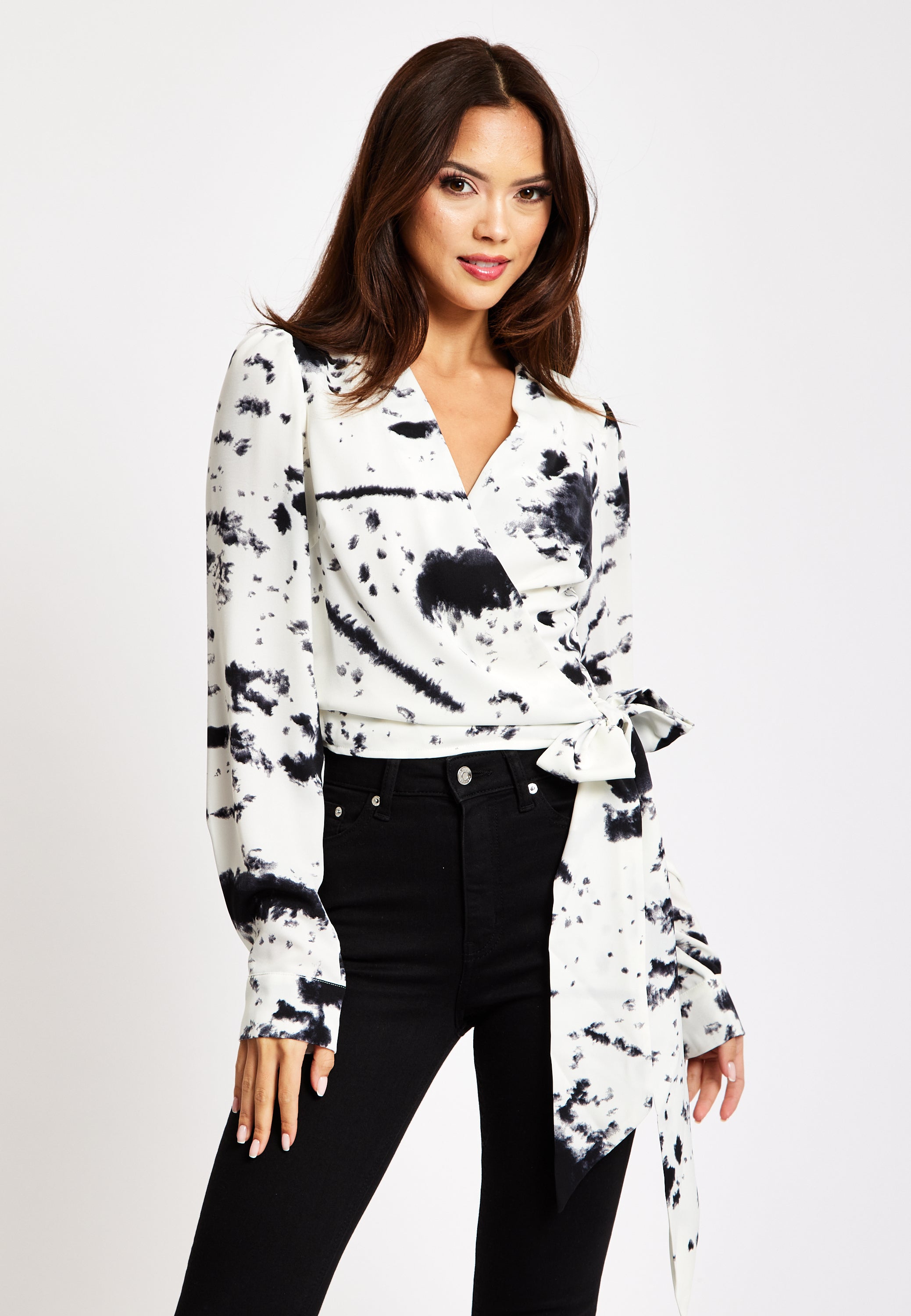 Women's Mono Abstract Print Wrap Top with Long Sleeves, Crop Style, Matching Tie Waist, Perfect for Any Occasion.