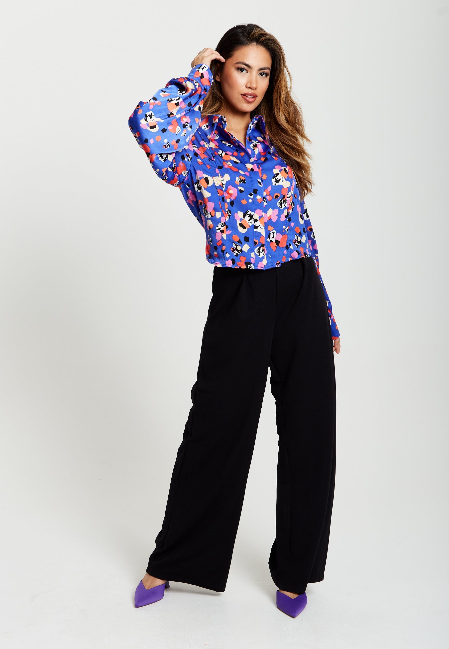 Women's Multicolour Abstract Dot Print Shirt with Balloon Sleeves and Button-Up High Neckline