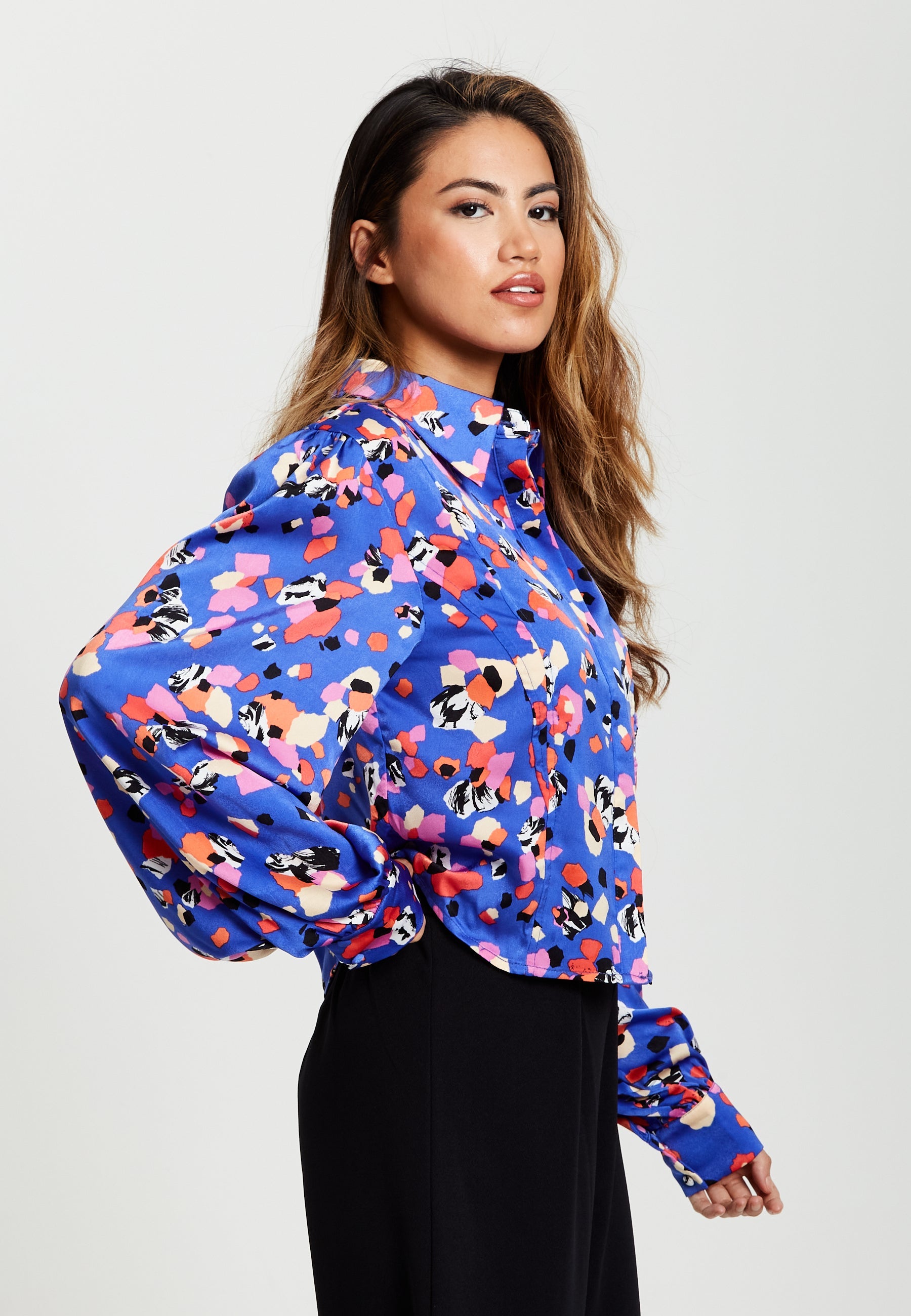 Women's Multicolour Abstract Dot Print Shirt with Balloon Sleeves and Button-Up High Neckline