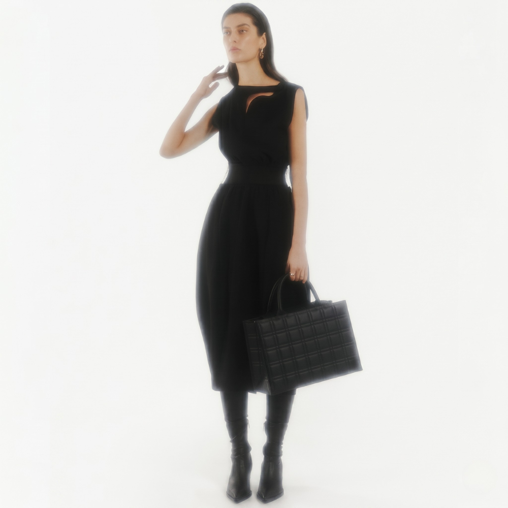5x7 Bag in Black