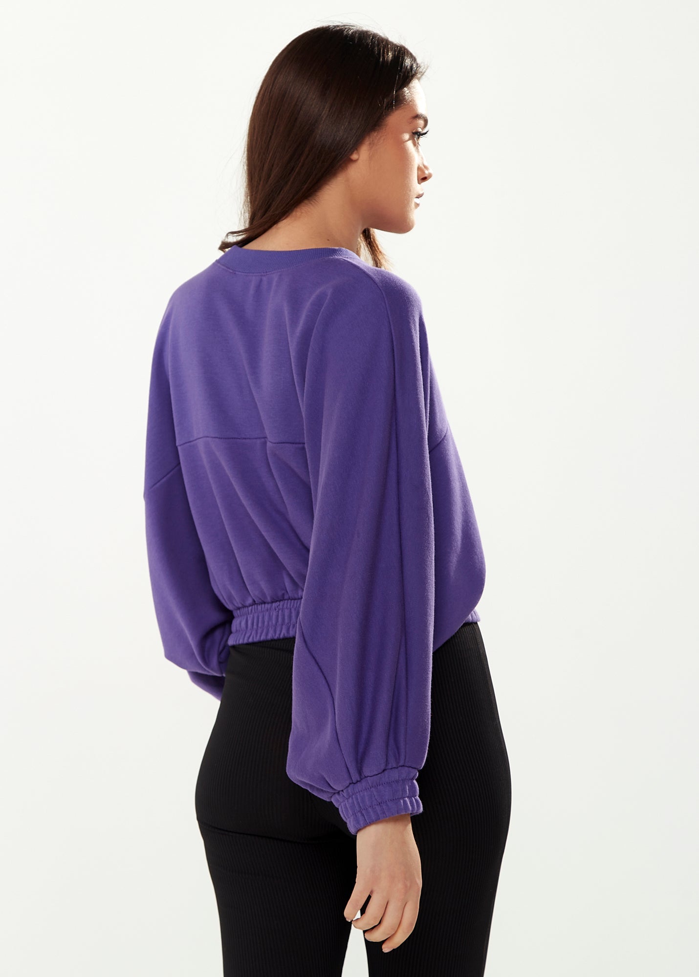 Women's Cropped Sweatshirt in Purple with Unique Bat and Balloon Sleeves, Round Neck, and Elastic Cuffs for a Chic Look