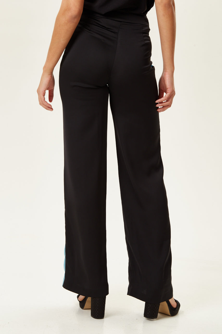 Explore ladies wear featuring stylish and comfortable Women's Trousers for every occasion. Shop Now!