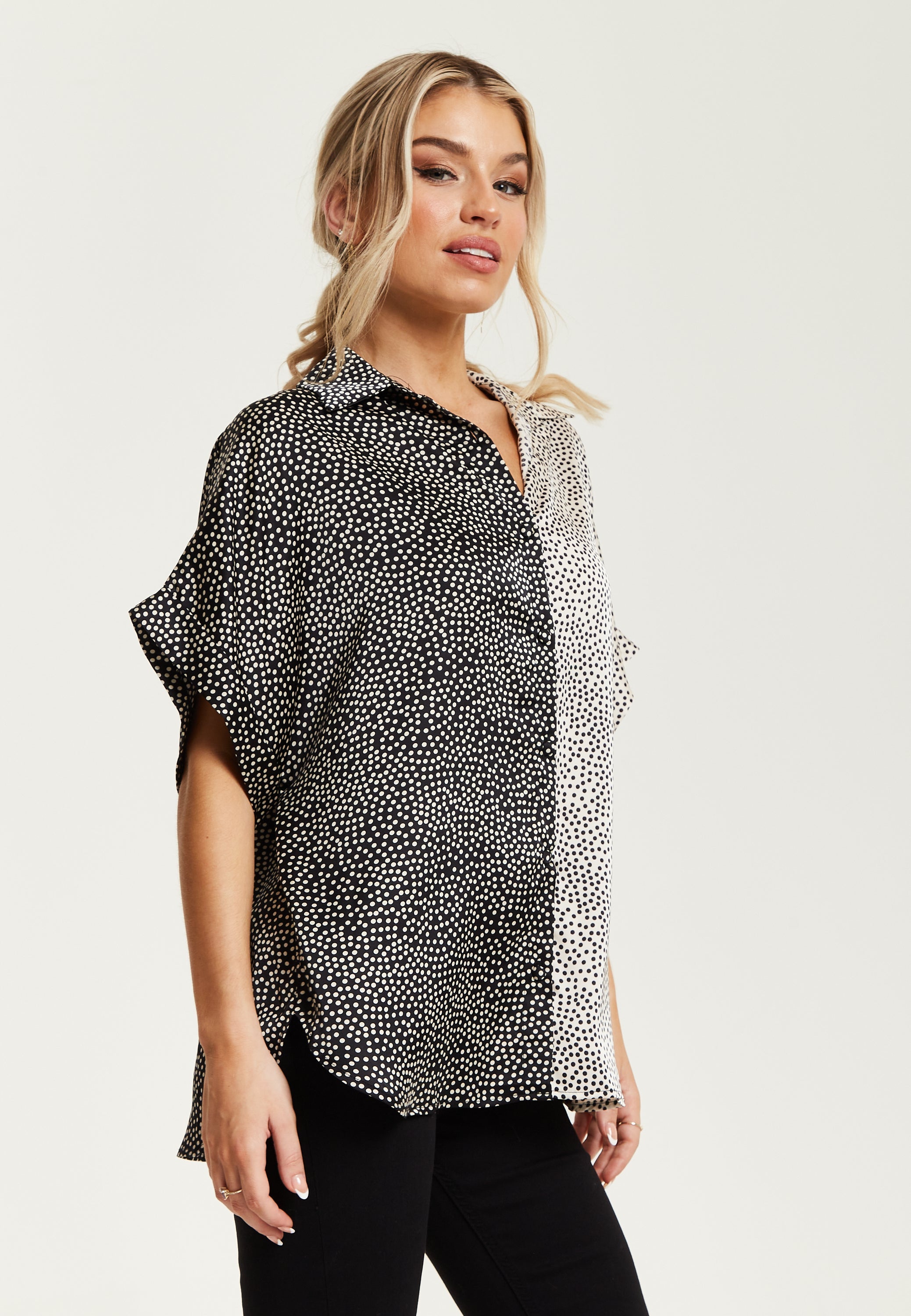 Women’s Monochrome Polka Dot Print Shirt with Short Sleeves, Button-Up Front, Regular Fit, Shirt Collar
