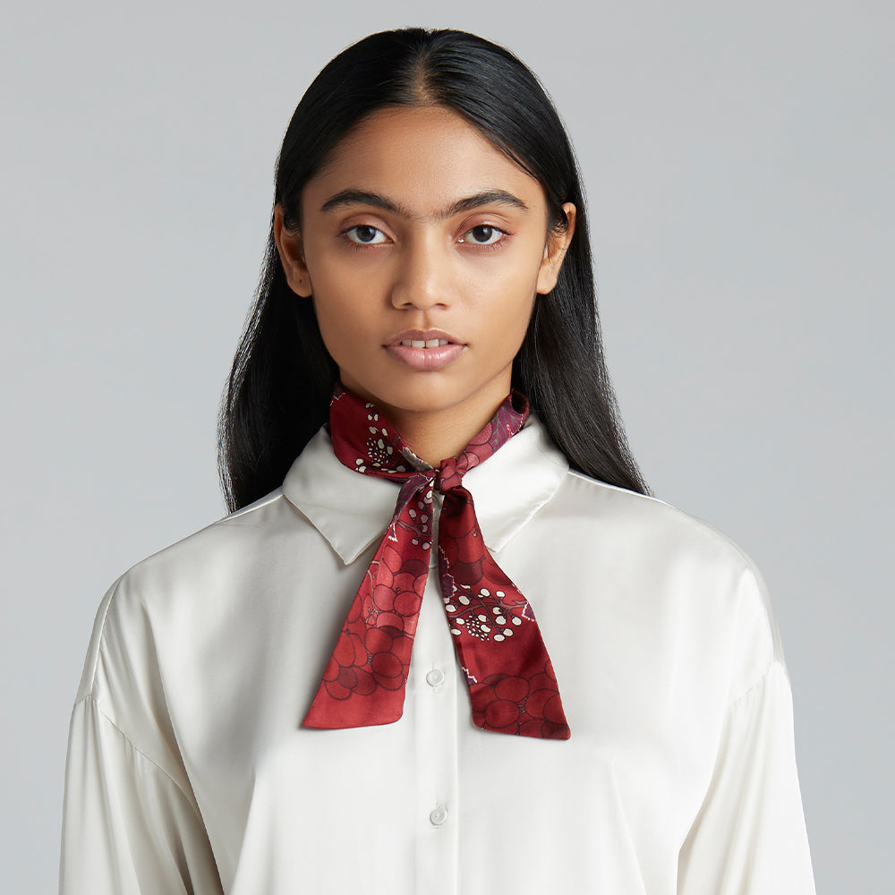 'A Sweet Vintage' twilly adds a flattering pop of merlot to your work wardrobe, with its' unique grape hand-illustrated print.