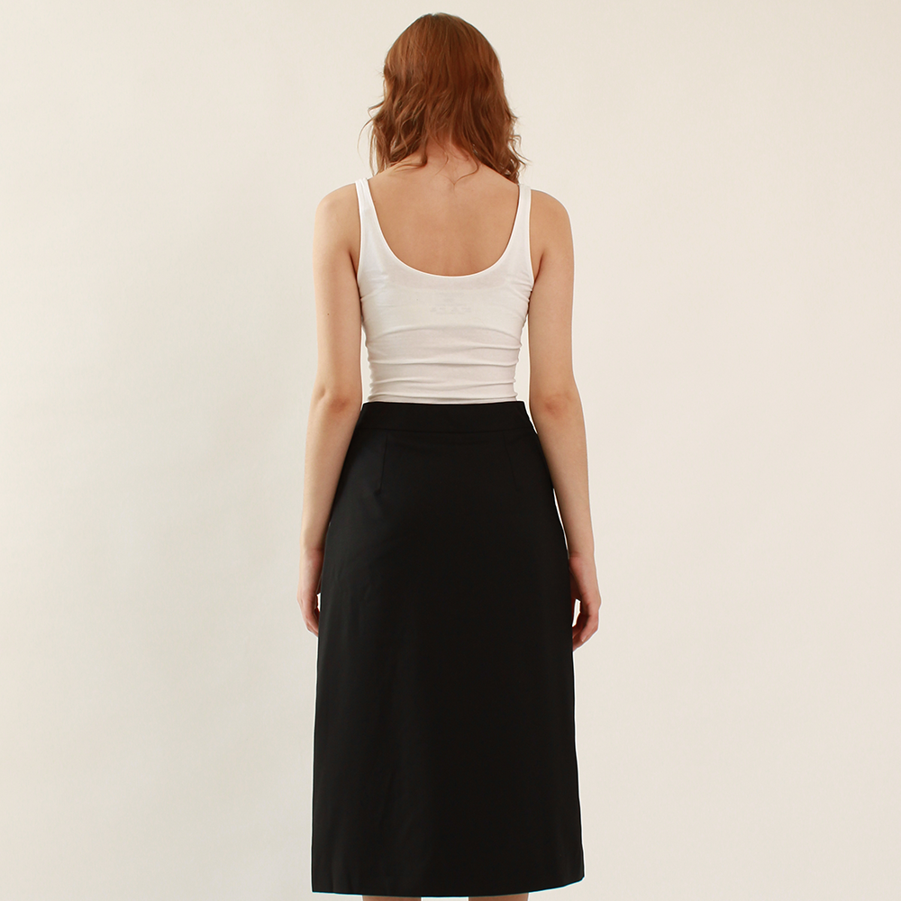 Discover the Ahkeke Black A-Line Cotton Skirt at our store for clothing. Perfect for any occasion. Shop now for timeless elegance. Shop now!