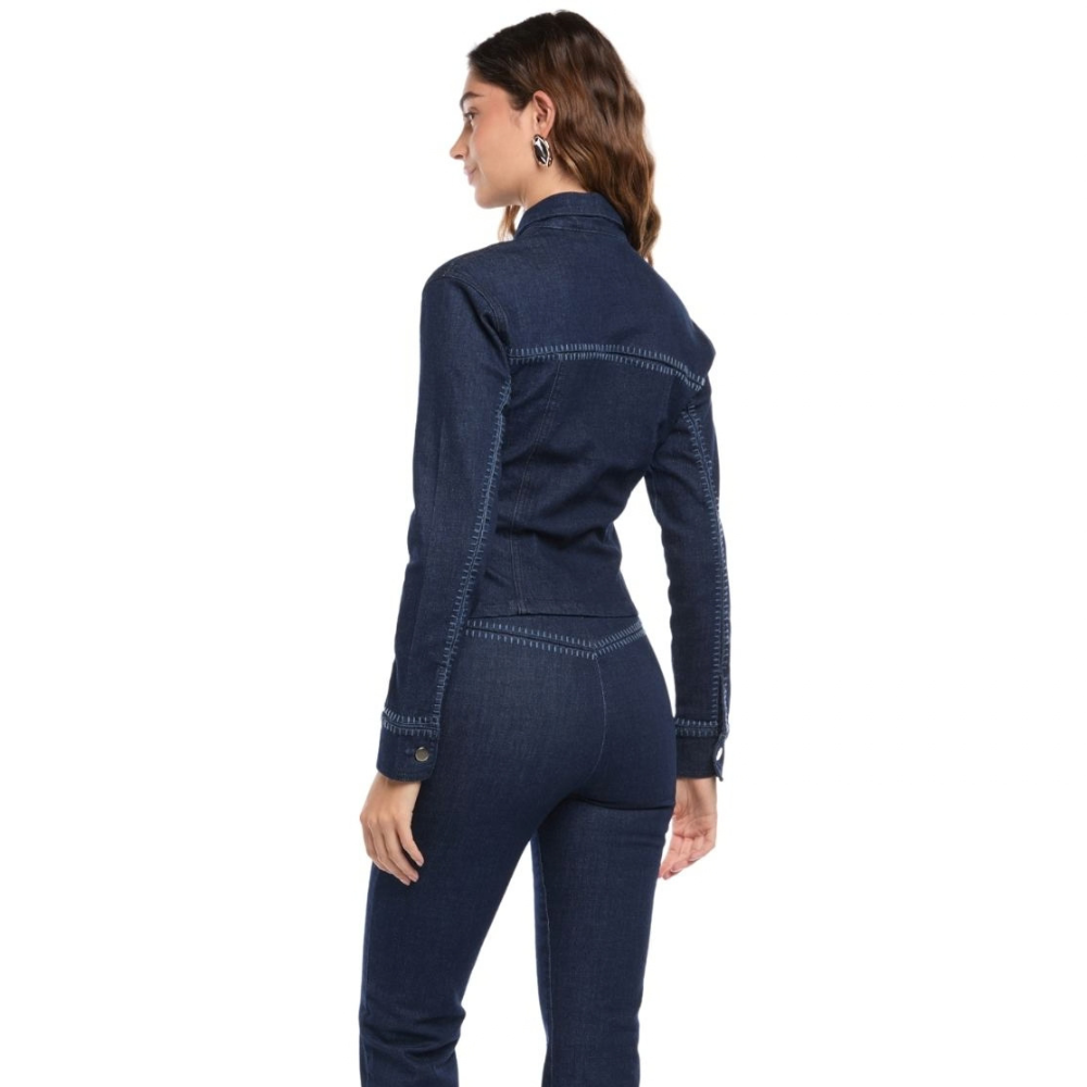 Shop the Alexia Denim Pants at TLM, featuring scalloped details, a functional zip and flattering fit. Explore luxury fashion on The Luxe Maison website.