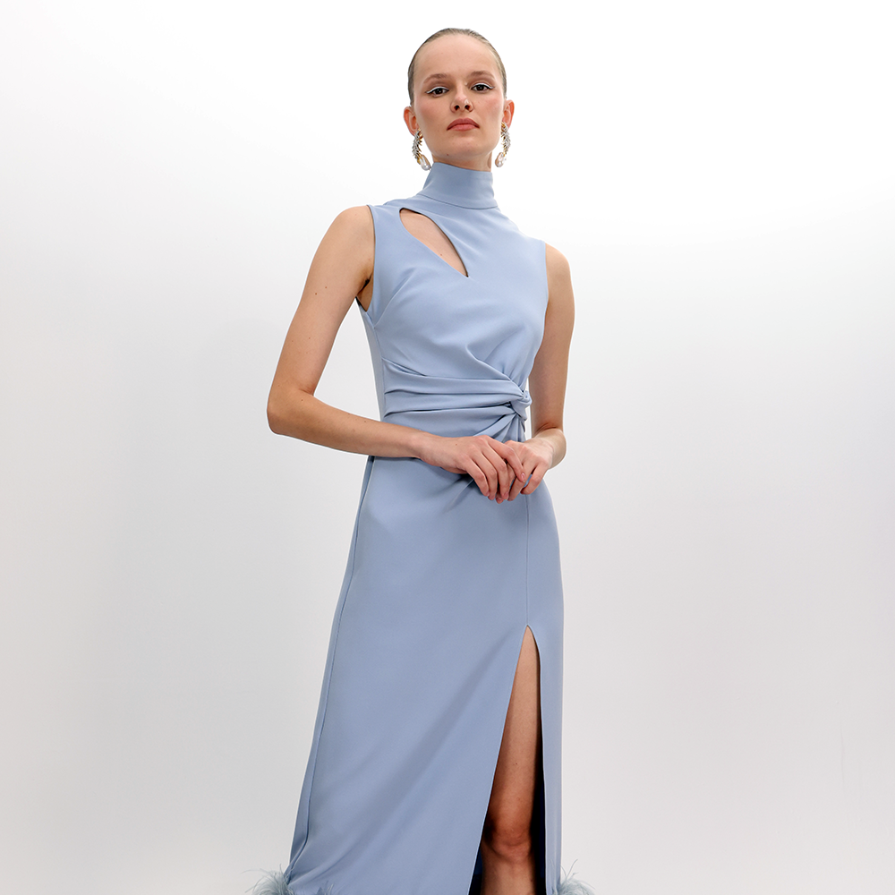 Shop the stunning Baby Blue Twist Knot Halter Neck Feather Dress, a perfect blend of elegance and style. Discover luxury dresses online. Shop Now!