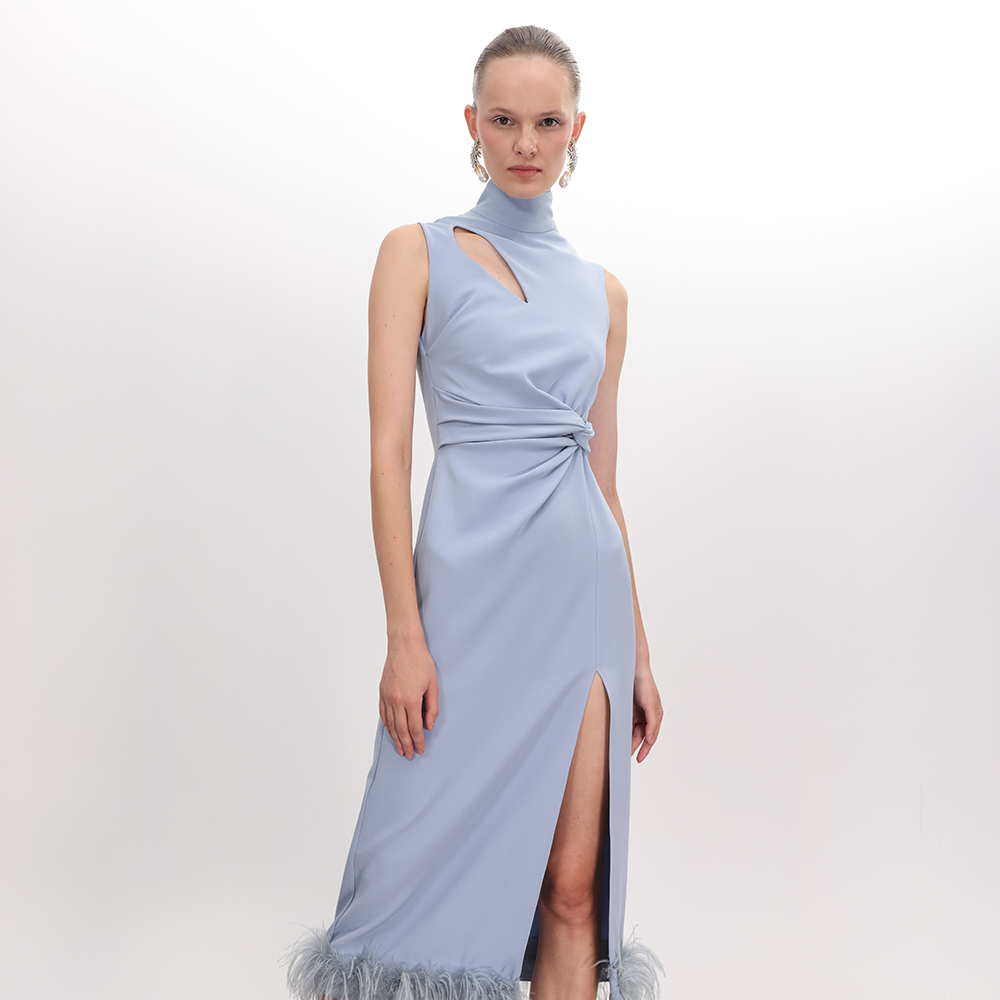 Shop the stunning Baby Blue Twist Knot Halter Neck Feather Dress, a perfect blend of elegance and style. Discover luxury dresses online. Shop Now!