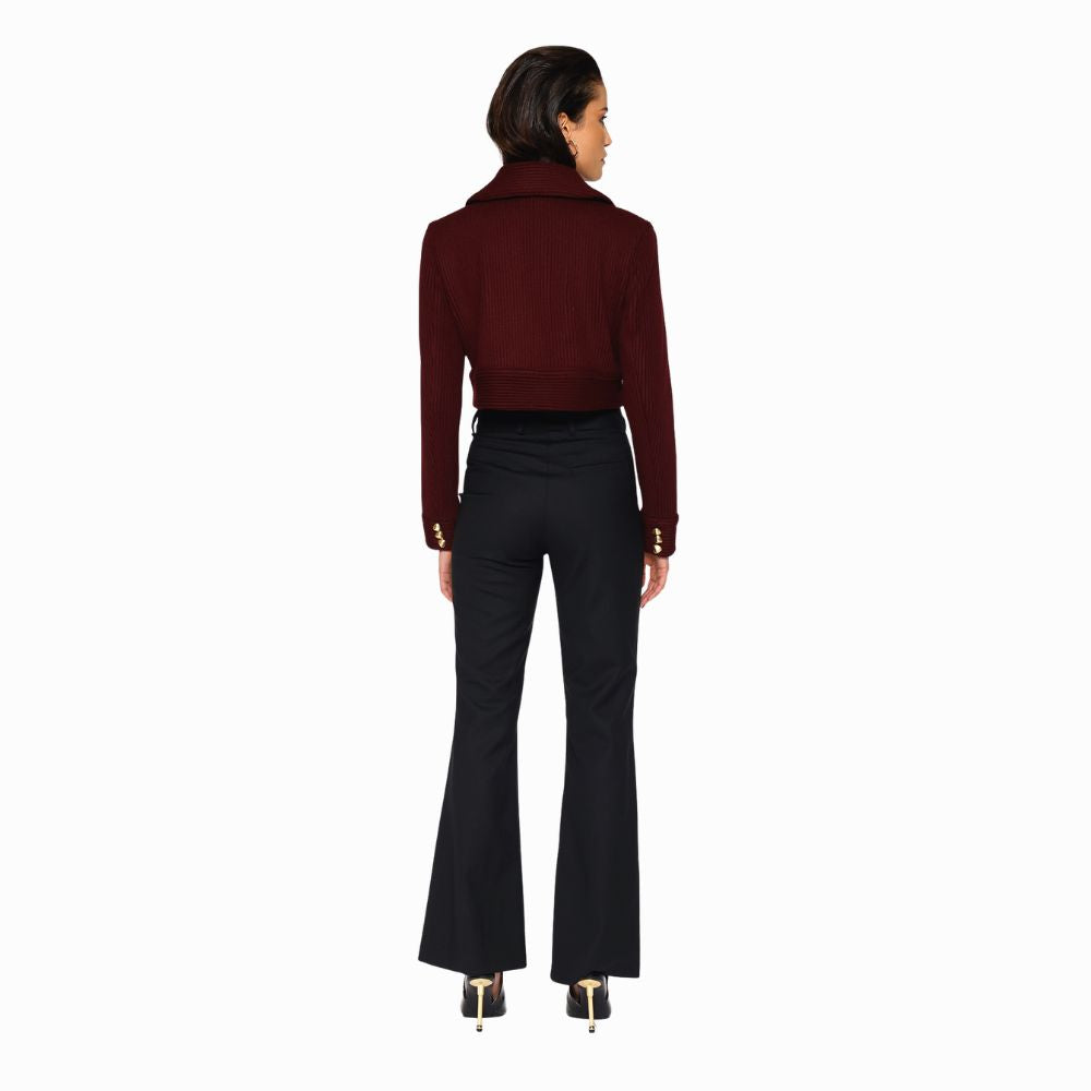 Shop online from our exclusive website. Discover the Blazer Rib Jacket, designed to take you from day to night with effortless comfort and elevated style.