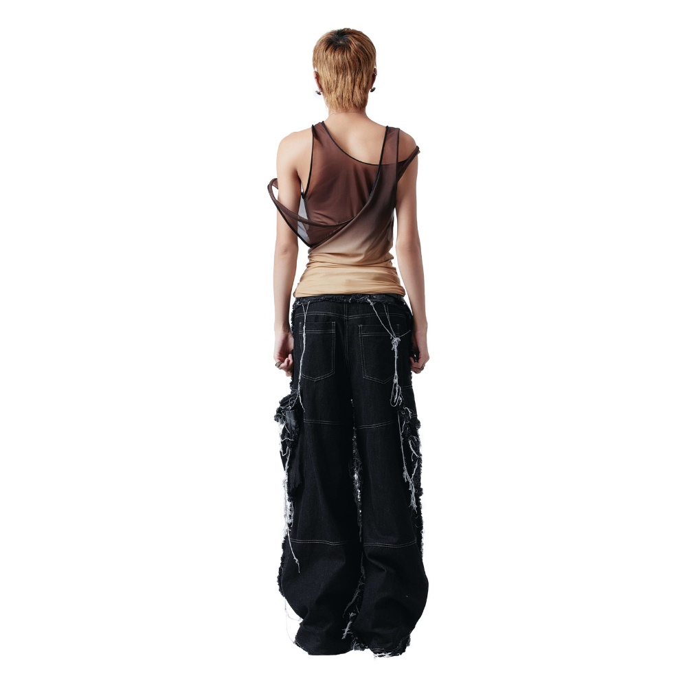 A double-layered tank top made from high-quality, lightweight 100% polyester fabric.