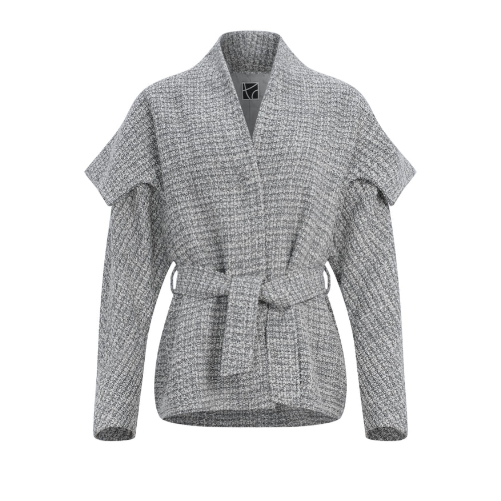 Sharp shoulder jacket with belt.