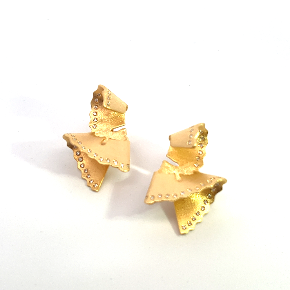 Shop online premium 18K gold earrings with sparkling cubic zirconia embellishments.