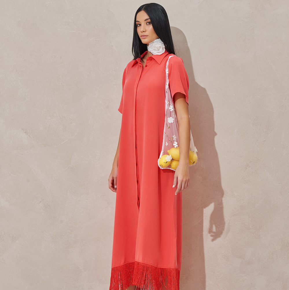 FARAH, a simple shirt dress made of Tencel, gives both comfort and style for any occasion. 