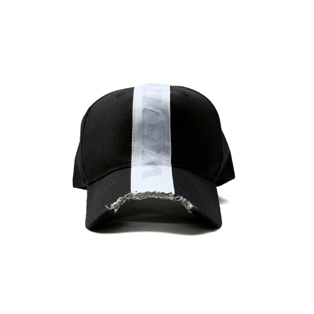 Shop online from our exclusive website and discover the Flux Molten Alloy Cap by Voitech®, featuring heavyweight cotton drill, a molten metal visor edge, and an industrial-inspired technical design.