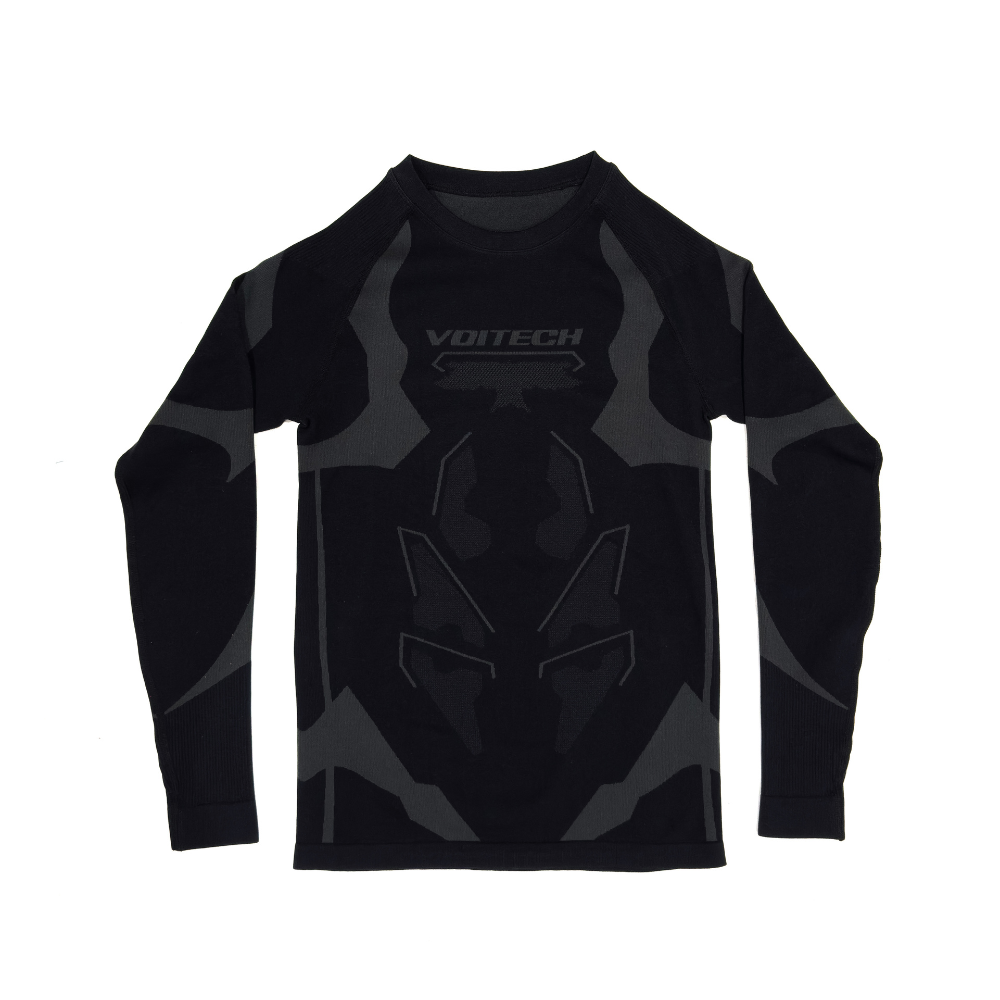 Shop online from our exclusive website and discover the Fractal Racing Long Sleeve by Voitech®, featuring compression knit fabric, engineered jacquard panels, and an F1-inspired technical performance design.