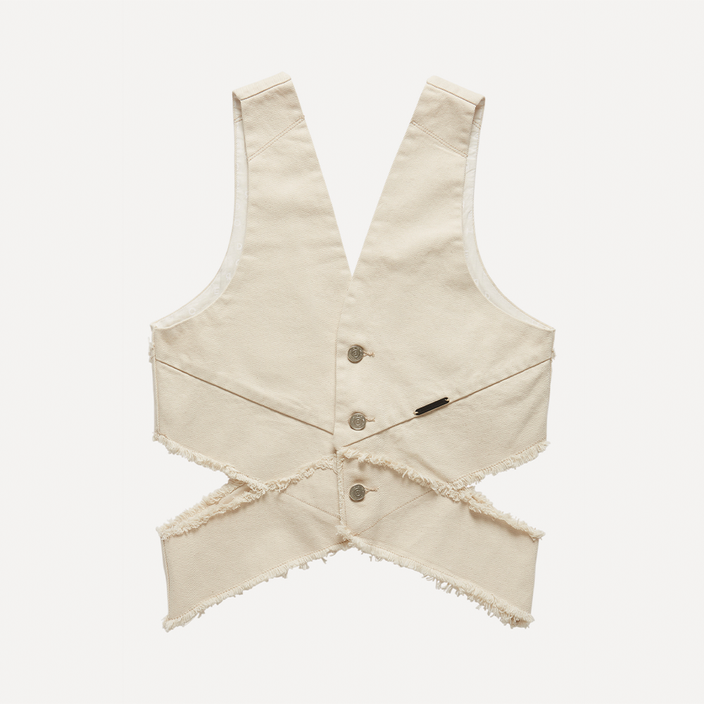 Cut-out vest in natural off-white mid-weight 100% cotton organic denim. Cropped length and cut for a slightly loose fit. 