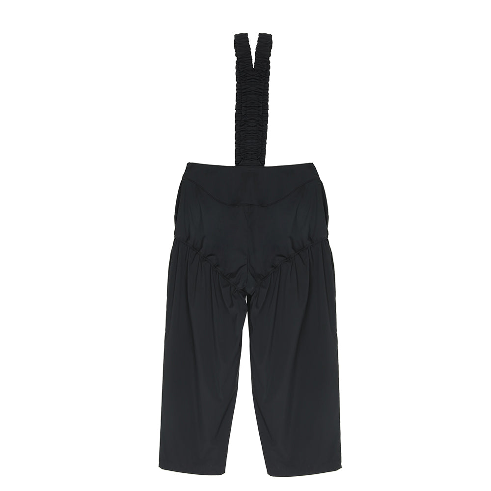 Gathered Suspender Pants – the perfect blend of style and comfort in womens clothing. Embrace effortless style. Shop Now!