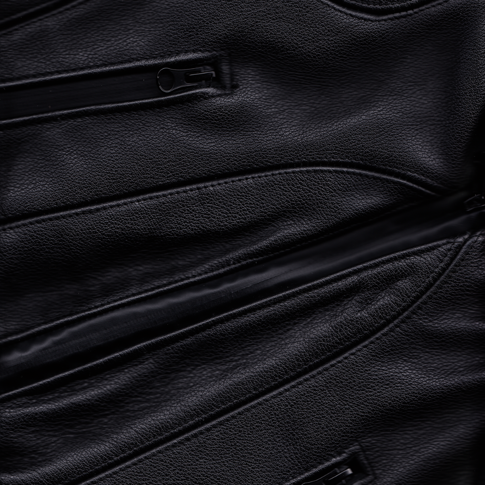 Shop online from our exclusive website and discover the Gatling Leather Gilet by Voitech®, crafted from premium heavy-grain leather with a sculpted motorsport-inspired silhouette.