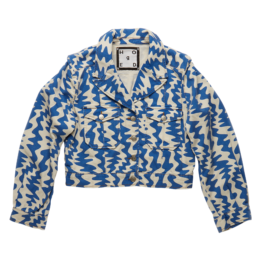 The Hatya light blue women's denim jacket is patterned with a wavy contrast motif in rigid denim 