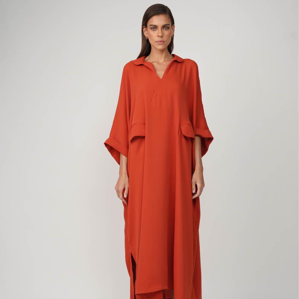 A crepe oversized a-line slihouette.