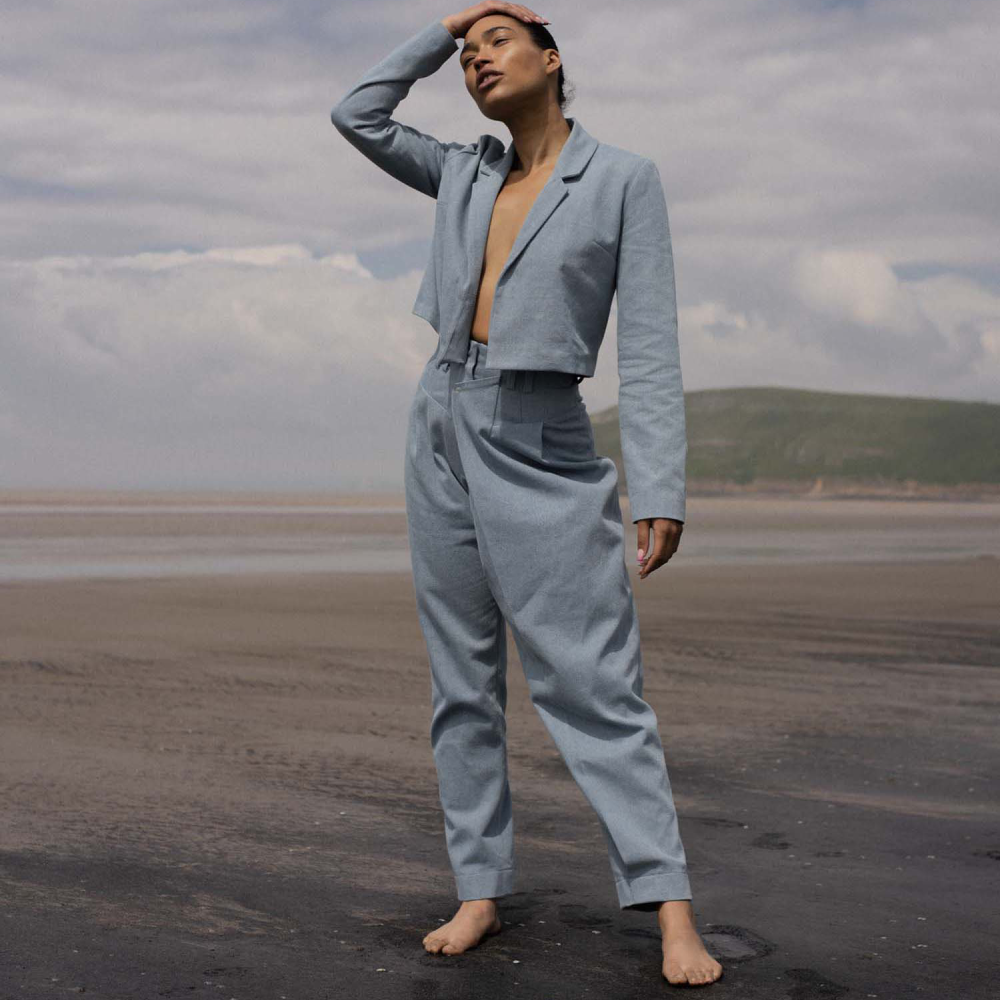 This high waist trousers are inspired by '80s tuxedos ‘,which is our stylist favourite fashion period. 