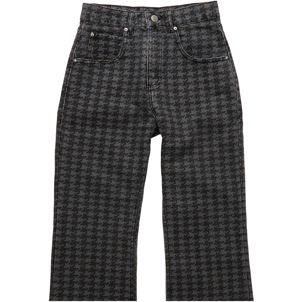 Igai stonewash grey women's jeans are printed with a faded houndstooth motif. 