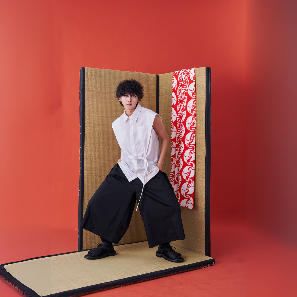 Explore INF Deconstructed Sleeveless Jinbei Shirt in clothing store for women. Shop Now!