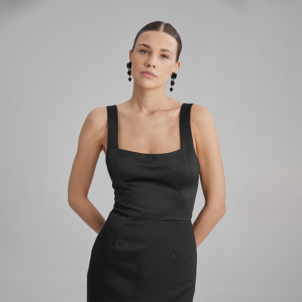 Explore women's evening dresses with our black column silhouette dress with a square neckline & adjustable straps to elevate your style. Shop now!