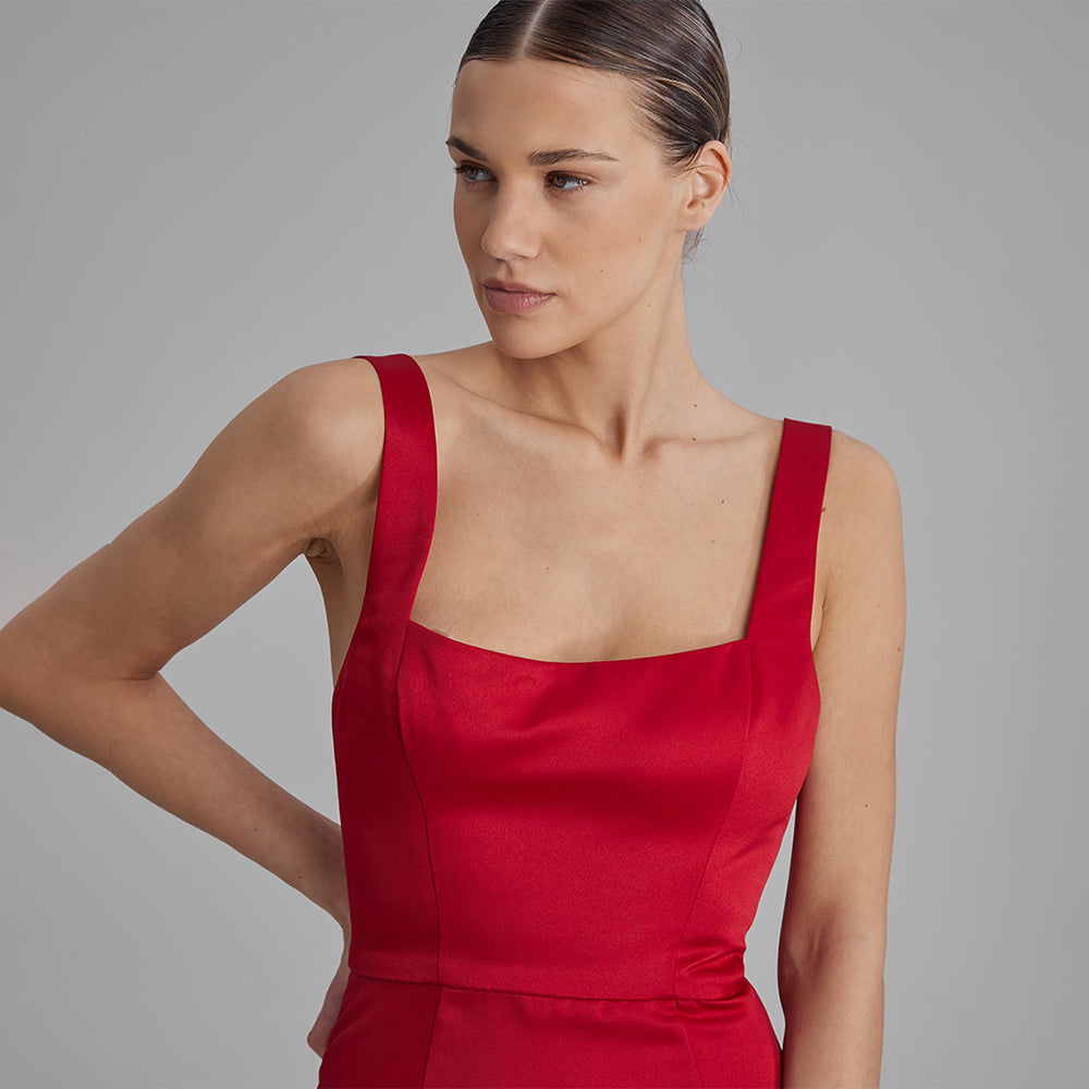 Explore women's evening dresses with our red column silhouette dress with a square neckline & adjustable straps to elevate your style. Shop now!