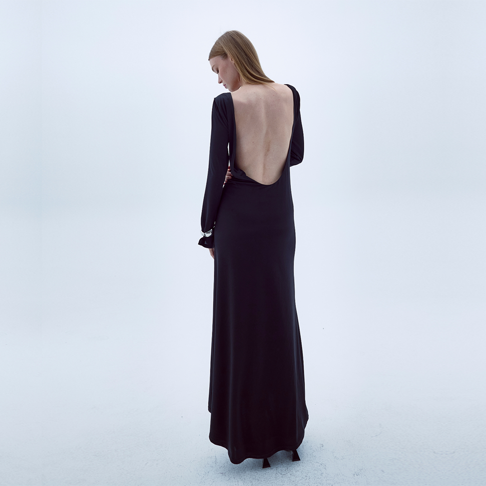 Shop online Iris Dress for a chic timeless layer. Shop Now!