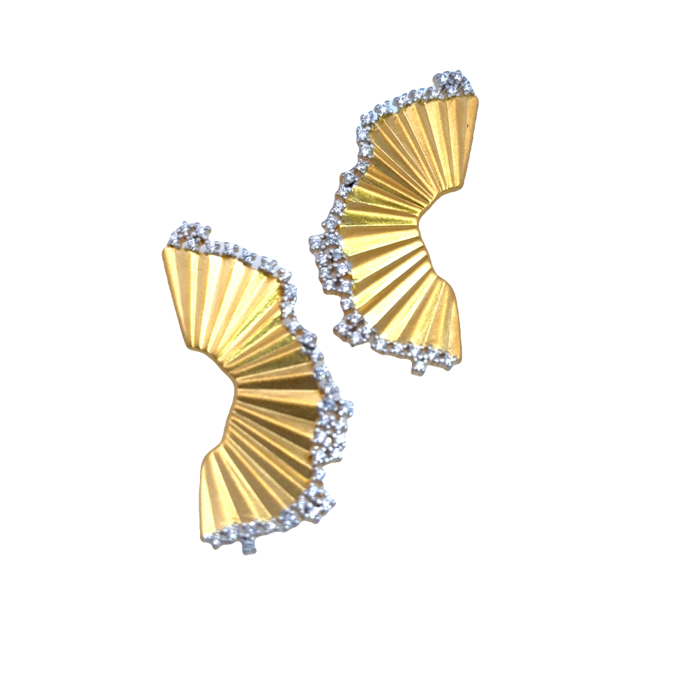Shop online premium 18K gold fan stud earrings with sparkling cubic zirconia stones.