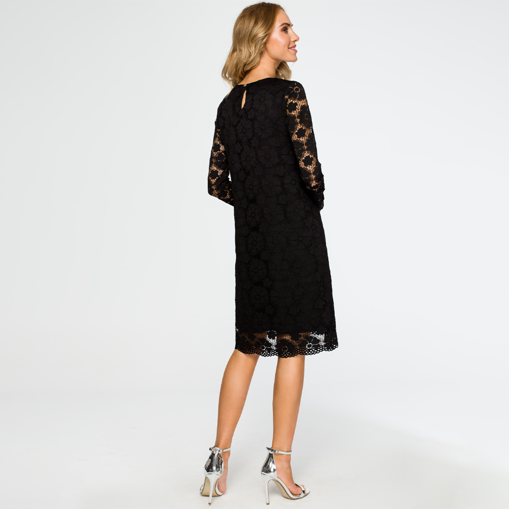 Inside woven fabric, outside lace;both layers fixed together, trapeze cut shift dress with scalloped bottom hem.