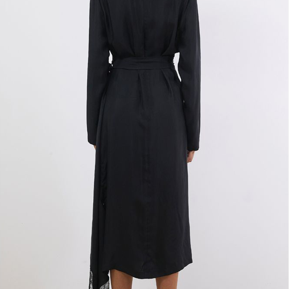 Raw-edged, Round neckline One side handkerchief-hem with patch pocket Adjustable tie belt at waist Relaxed silhouette. 