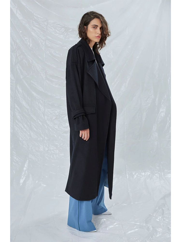 Discover Laura Oversized Coat at our designer store. Shop Now!