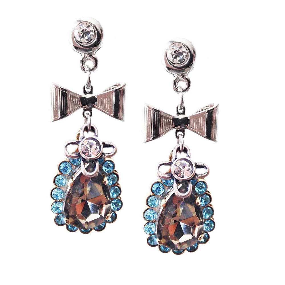Light Blue Drop Earrings are made of high quality italian materials.Wear them paired with a blue swarovski crystals chain.