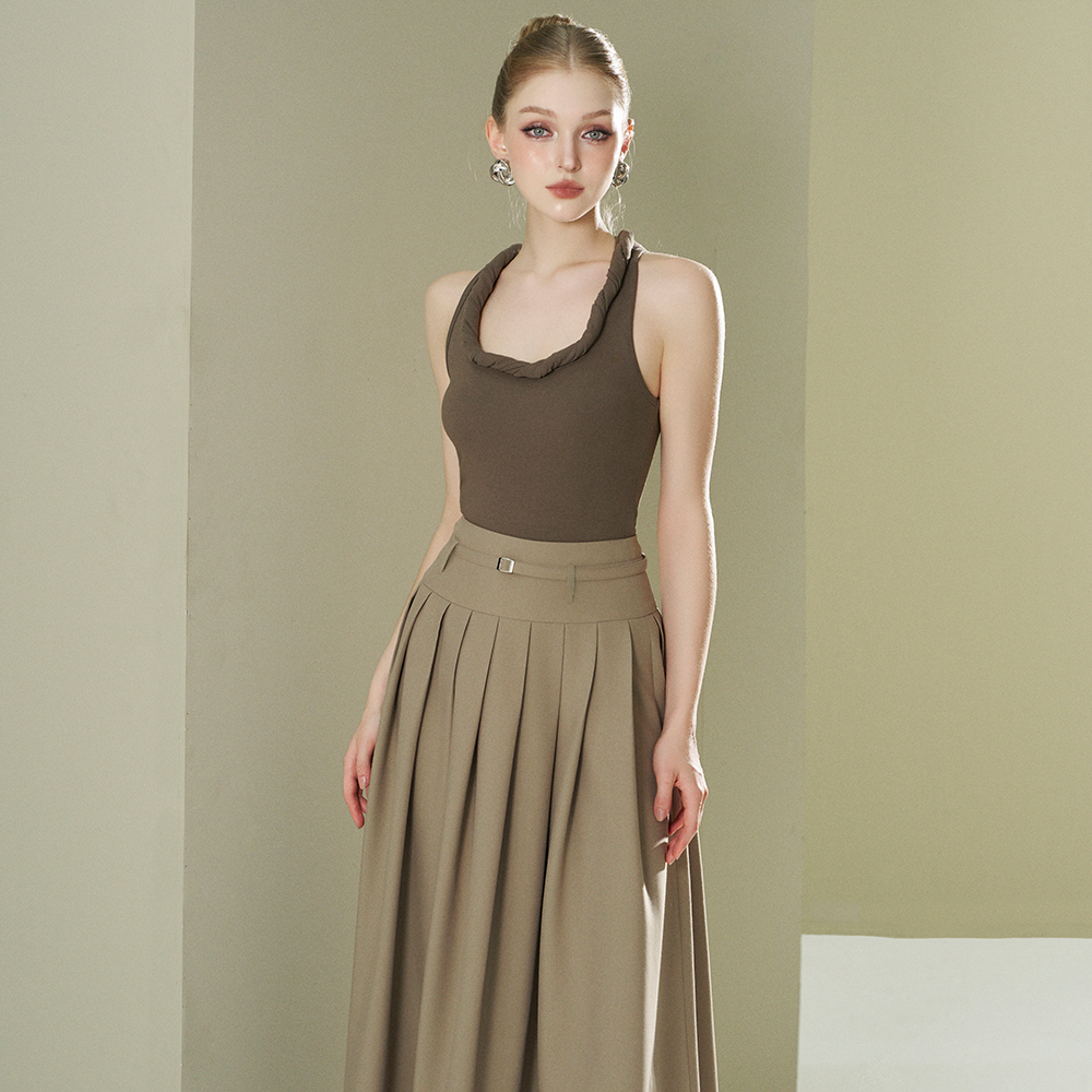 Long Brown Pleated Skirt With Belt