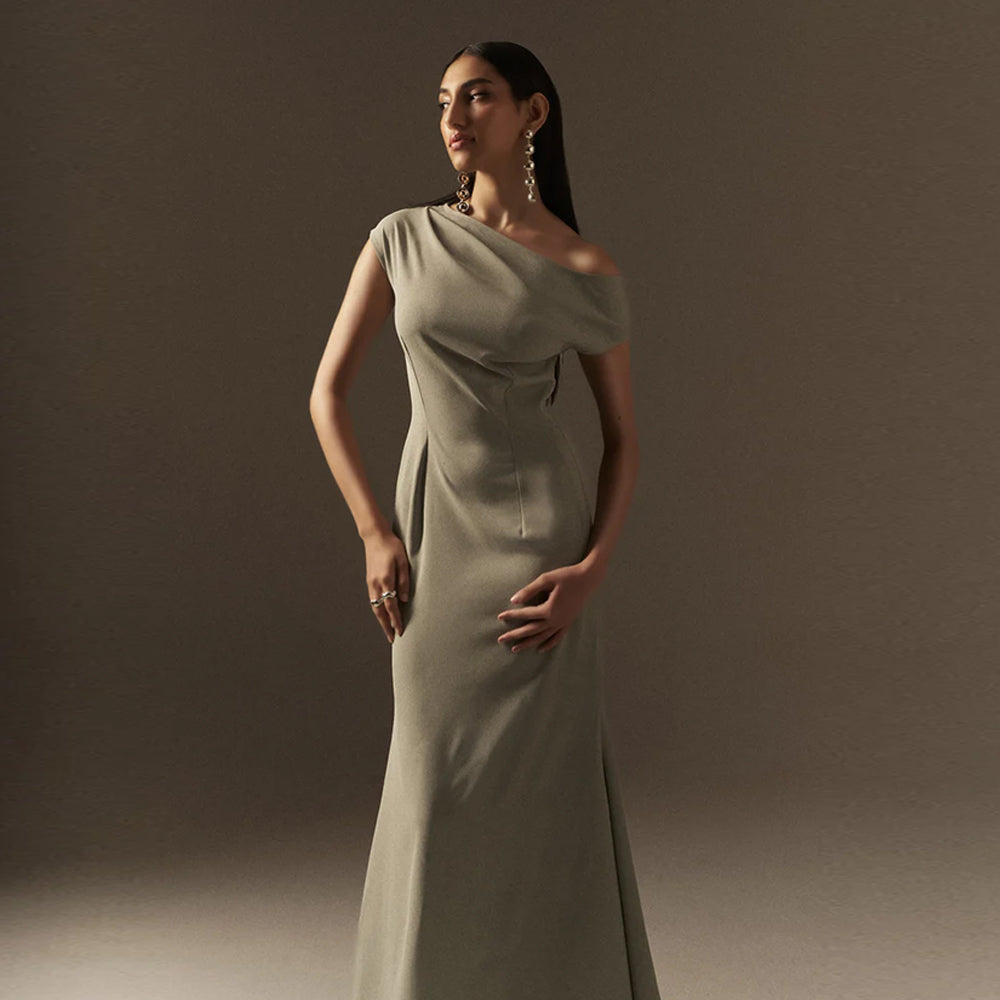 Off shoulder georgette dress with ruched waist, perfect for brunch and dinners. Shop online from our curated edit of premium fashion.