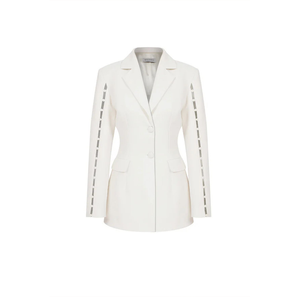 Marylebone Fitted Crepe Blazer in Vanilla Ice