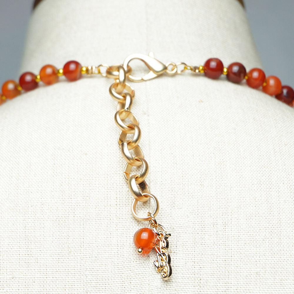 Mystic Rabbit Necklace in Carnelian Agate