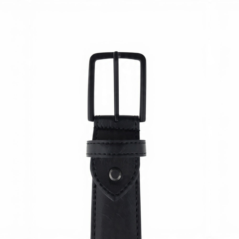 Shop online from our exclusive website and discover the Olive Leather Belt, crafted from innovative olive-based vegan leather for a timeless, sustainable, and versatile everyday accessory.