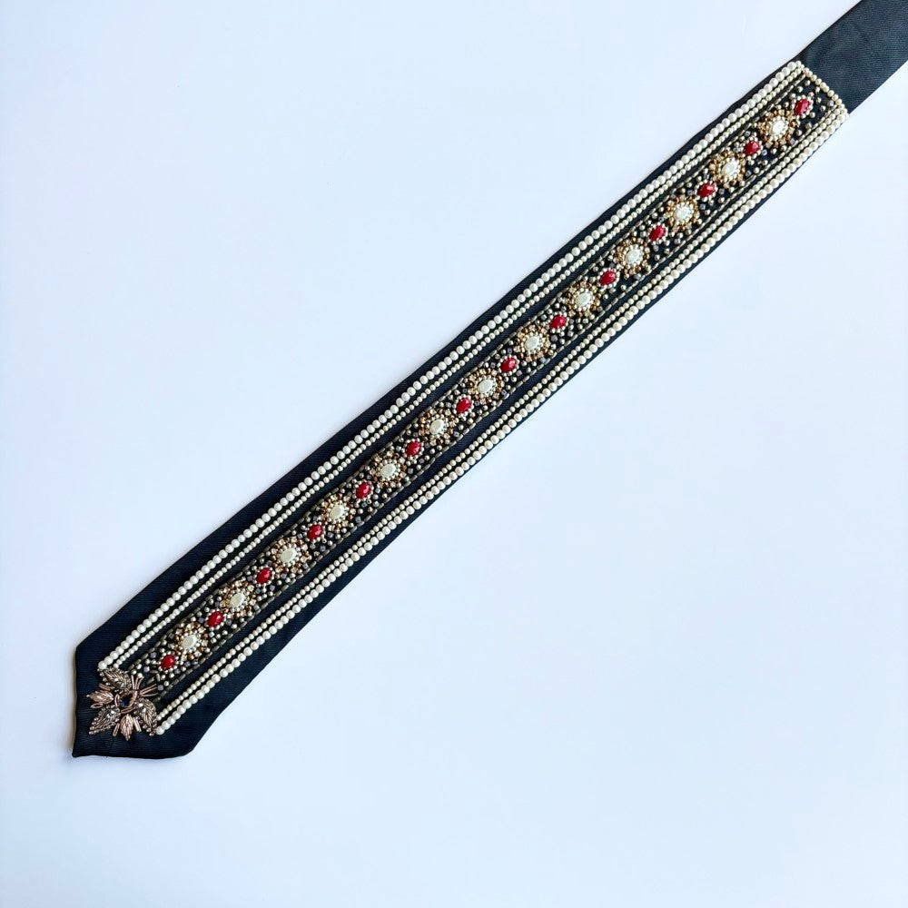 Discover Ornate Pearl Luxe Fashion Accessories Crafted For Modern Luxury. Shop Now!