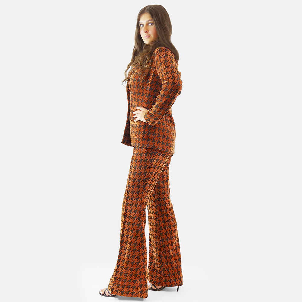 Find sophistication with Pants Schine, your go-to dress online. Shop Now!