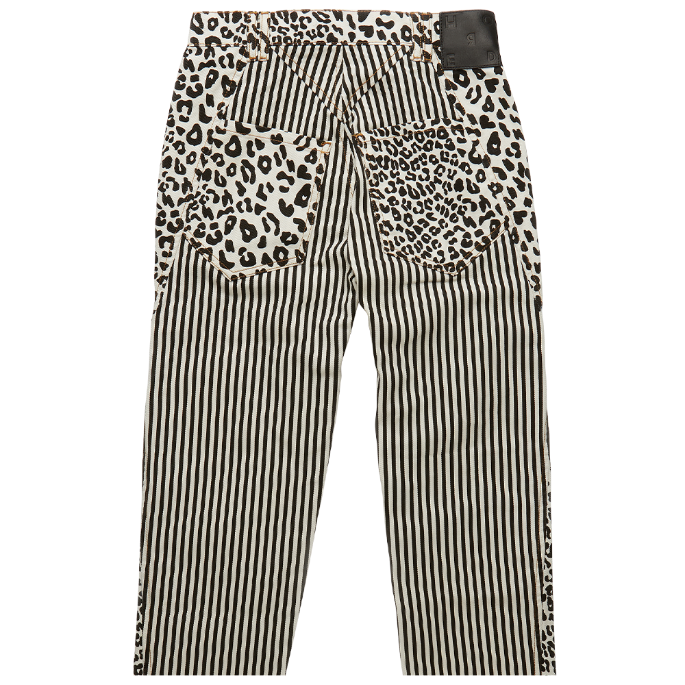 Romon women's patchwork jeans are constructed in mismatched, contrasted pattern panels. 