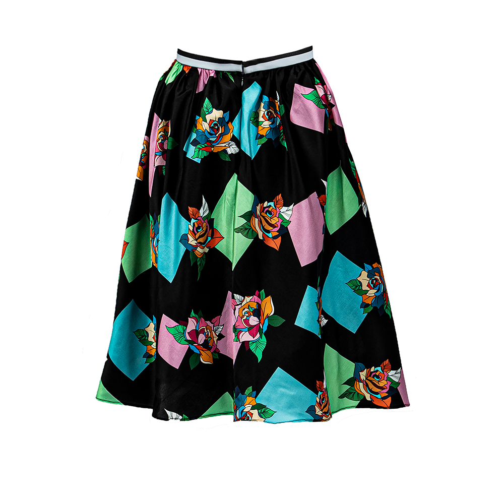 Discover the Rhiannon Floral Gathered Skirt from Junna, a top choice in women clothing. Shop now for elegant styles on our shopping website.