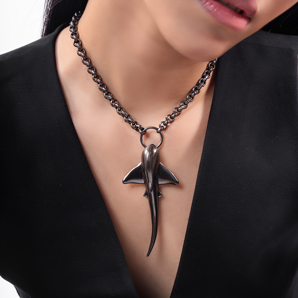 "Shark's Grace" necklace, an extraordinary piece inspired by the majesty of the ocean's most revered predator.