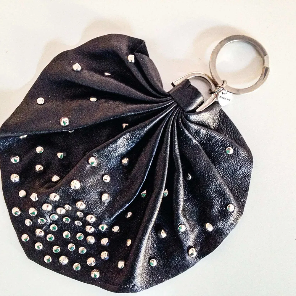 Beautiful black true leather keyring with silver studs, for your rock mood. Hand made leather keyring.