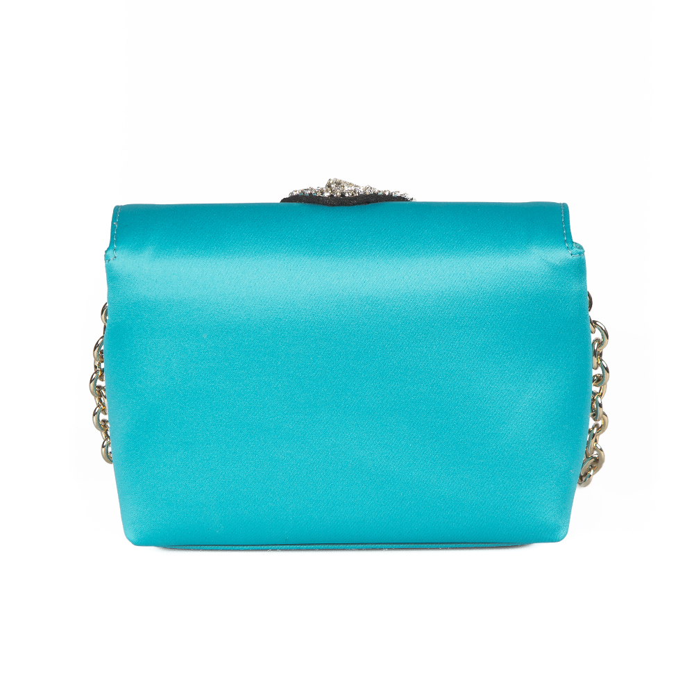 Add instant glamour to any occasion with our convertible clutch bag in turquoise satin. 