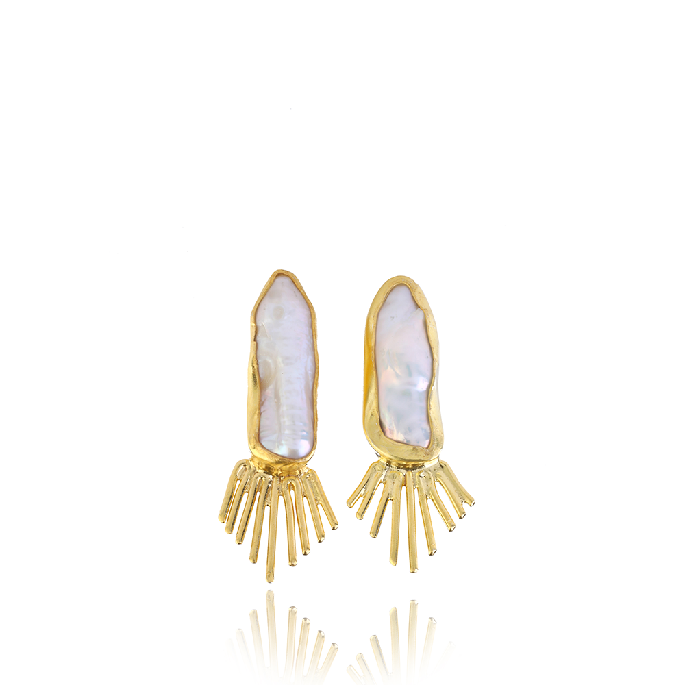 Theia Pearl Earrings: Inspired by Greek goddess of light in 22K Gold Vermeil & Baroque Pearls. Buy from our curation of pearl earring designs. Shop now!