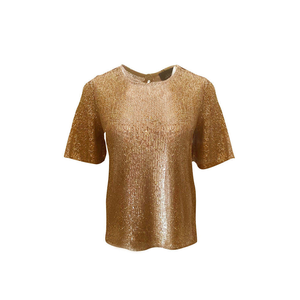 Experience effortless elegance with Top Gold, a staple for women shopping. Shop Now!