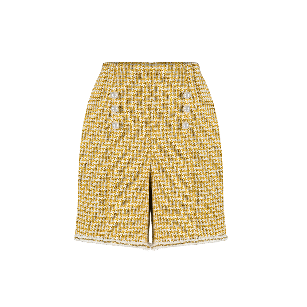 Get your hands on The Luxe Maison Tweed Short With Pearl Buttons at the best cloth shop online. Luxe, stylish, and unique. Shop Now!